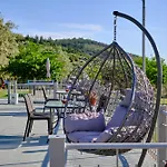 Pigasos Apartman *