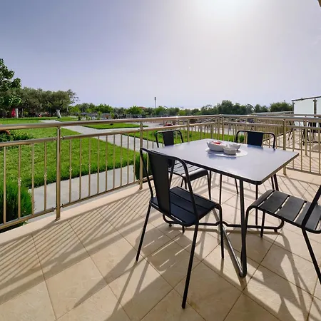 Apartamento Pigasos