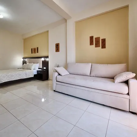 Pigasos Apartment *